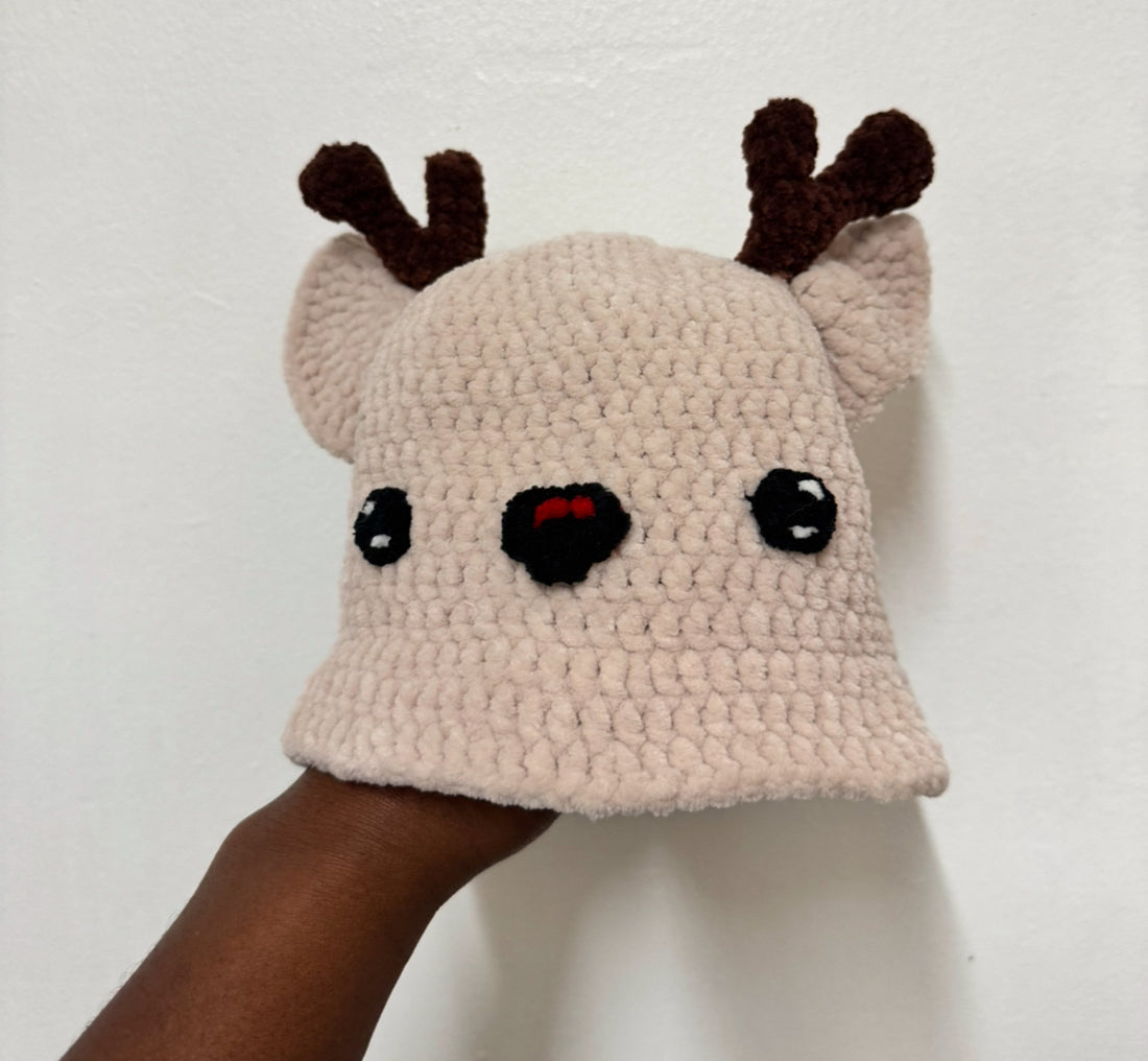 Crochet Reindeer Hat Pattern (free)